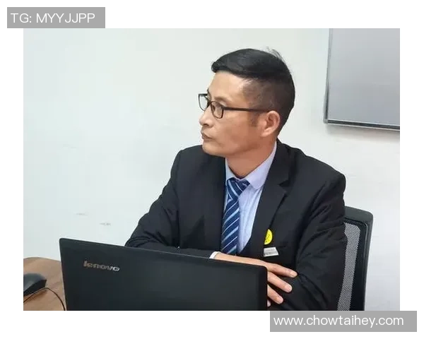 西班牙中卫足球明星阵容揭晓他们的辉煌成就与未来展望